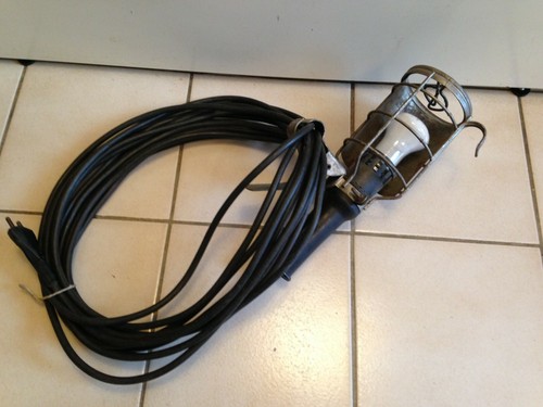 Ancien lampe baladeuse - ancien,